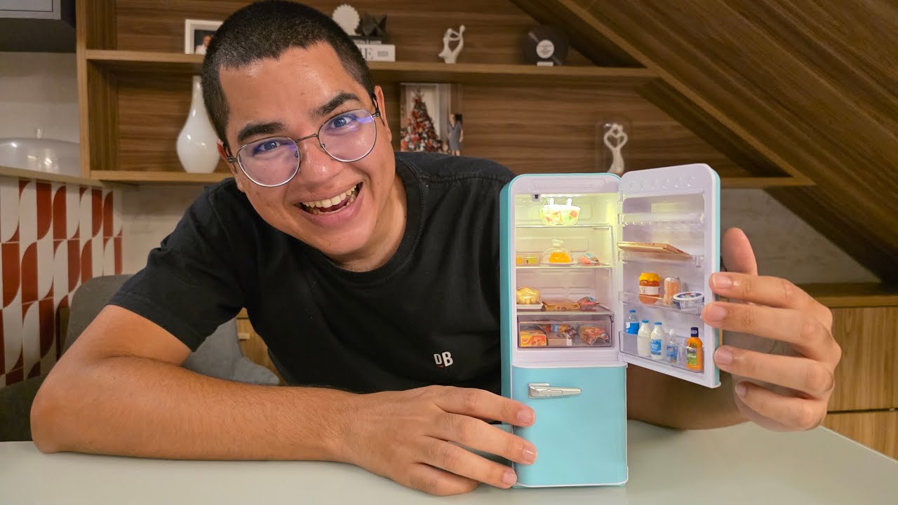 COMPRAMOS A MINI GELADEIRA QUE VIRALIZOU!!! (mini brands)
