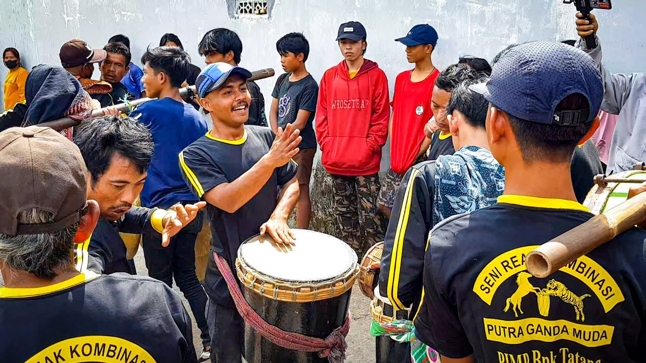 EDISI DI REAKEUN!!! ARAK-ARAKAN KA TEMPAT ~ SENI REAK KOMBINASI PUTRA GANDA MUDA