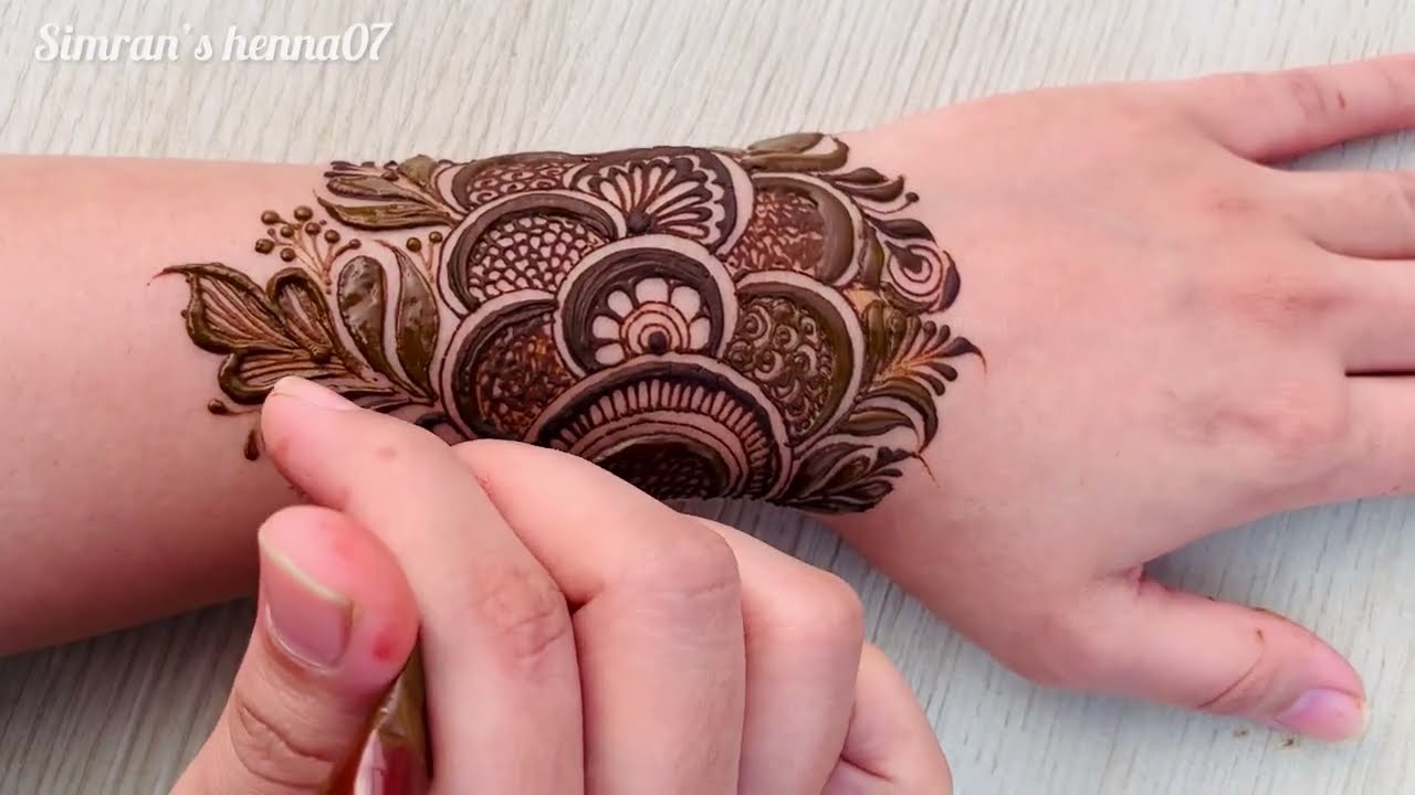 Beautiful 😍 back hand mehndi designs (#detailing doha mehandidesign )