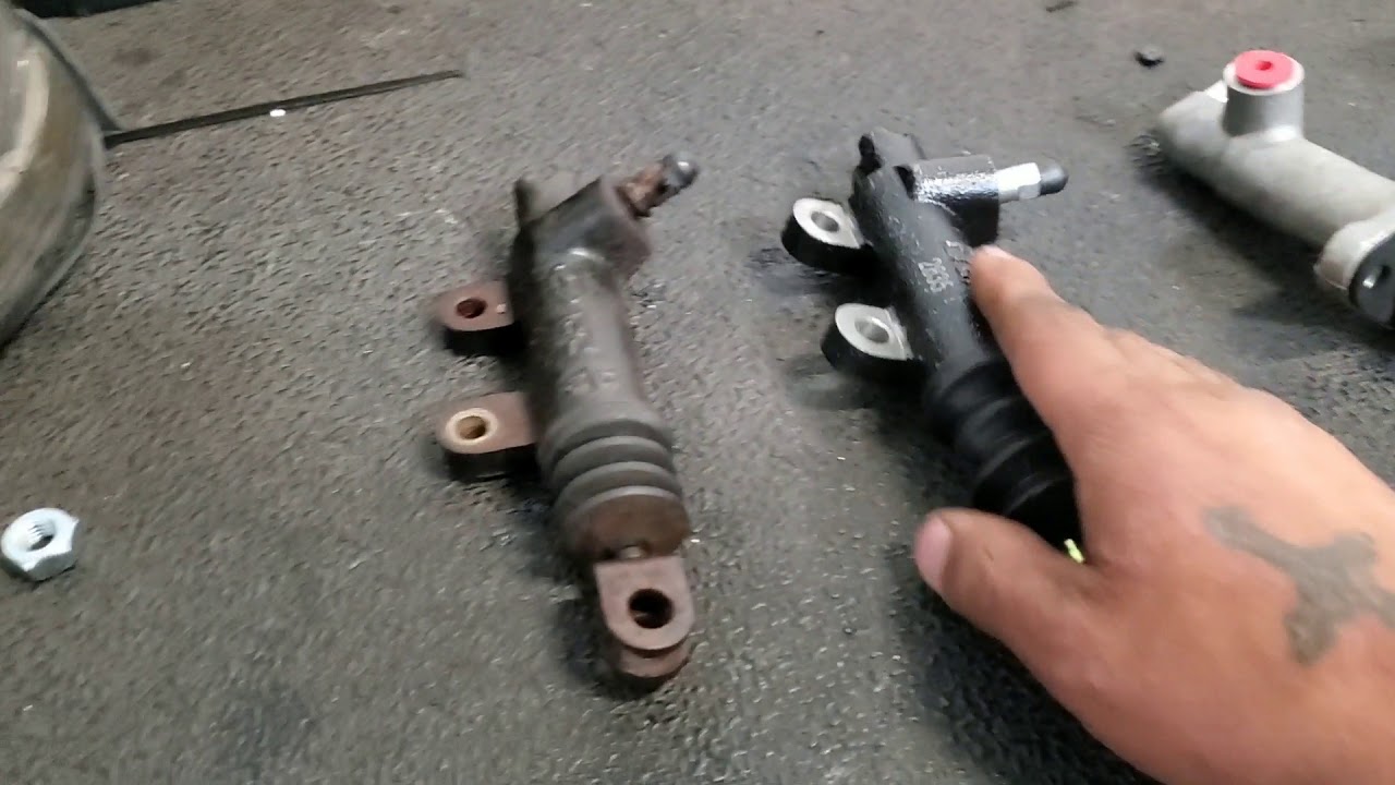 Replace master & slave cylinder on GK Hyundai Tiburon