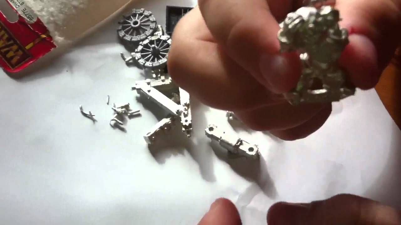 What's in the box: Ole unboxes a Dwarf grudge thrower