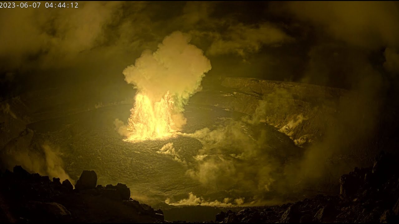 V1cam captures Kīlauea summit eruption onset in Halema‘uma‘u - June 7, 2023