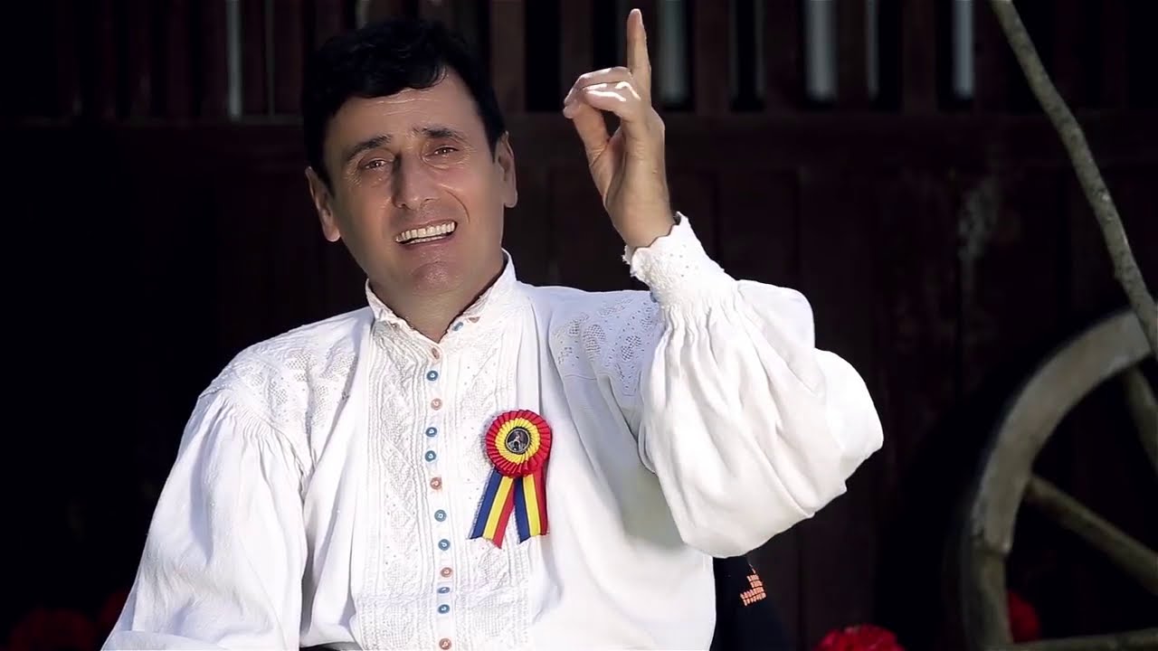AUREL  ȚURCAȘ  VLAICU -- Mireasă cu rochi albă