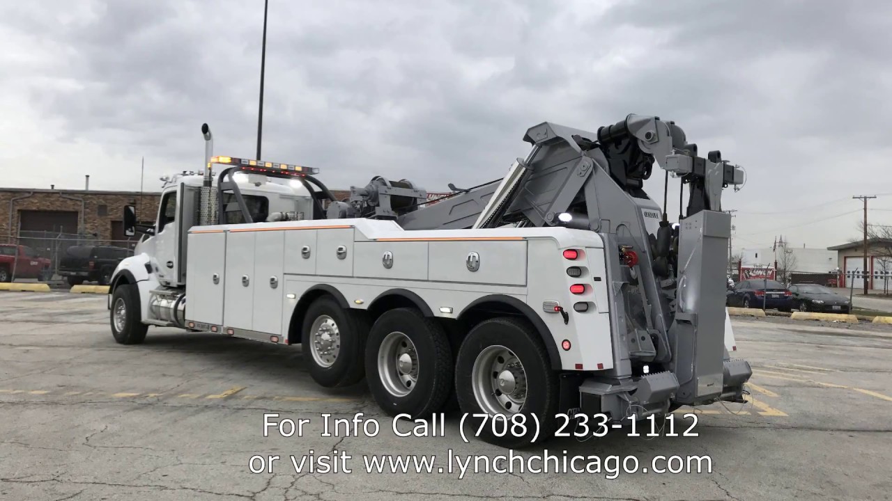 New 2017 Kenworth T880 with Century 9055 50 Ton Wrecker