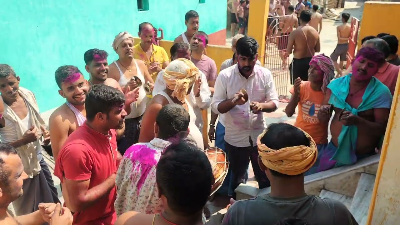 आदिशक्ति माता भगवती की होली