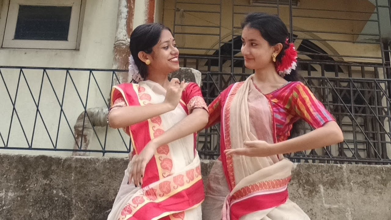 Mamo chitte niti nitte| rabindra nritya done by annaya chattopadhyay and swikriti bose..