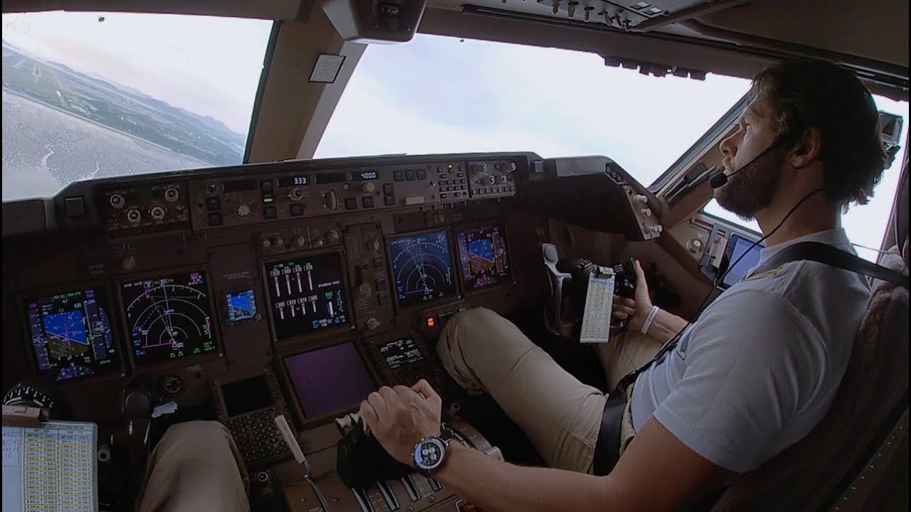 (4K) BOEING 747 VISUAL APPROACH SEOUL, KOREA (RKSI RWY33R)//ВИЗУАЛЬНЫЙ ЗАХОД НА БОИНГЕ 747 В СЕУЛЕ