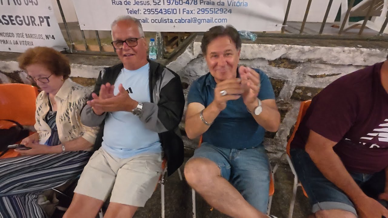 Zé Nandes canta Olé Toiro