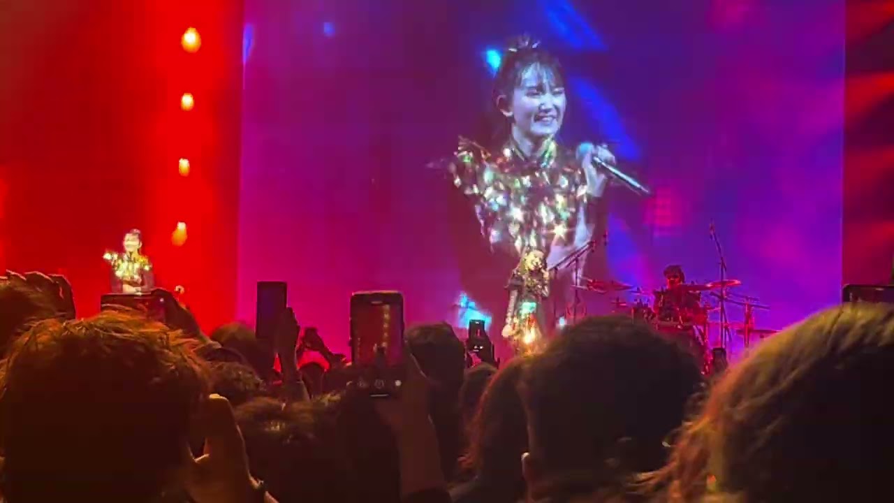 Babymetal live Gimme Chocolate
