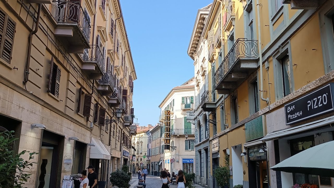 Алессандрія (Італія)                                Alessandria (Italy)