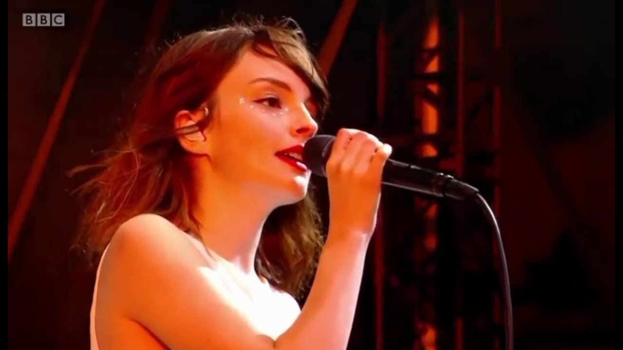 Empty Threat (Glastonbury 2016) CHVRCHES Live