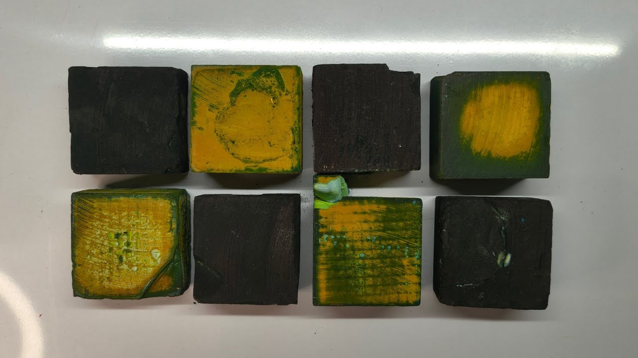 Green and black dyed chalk