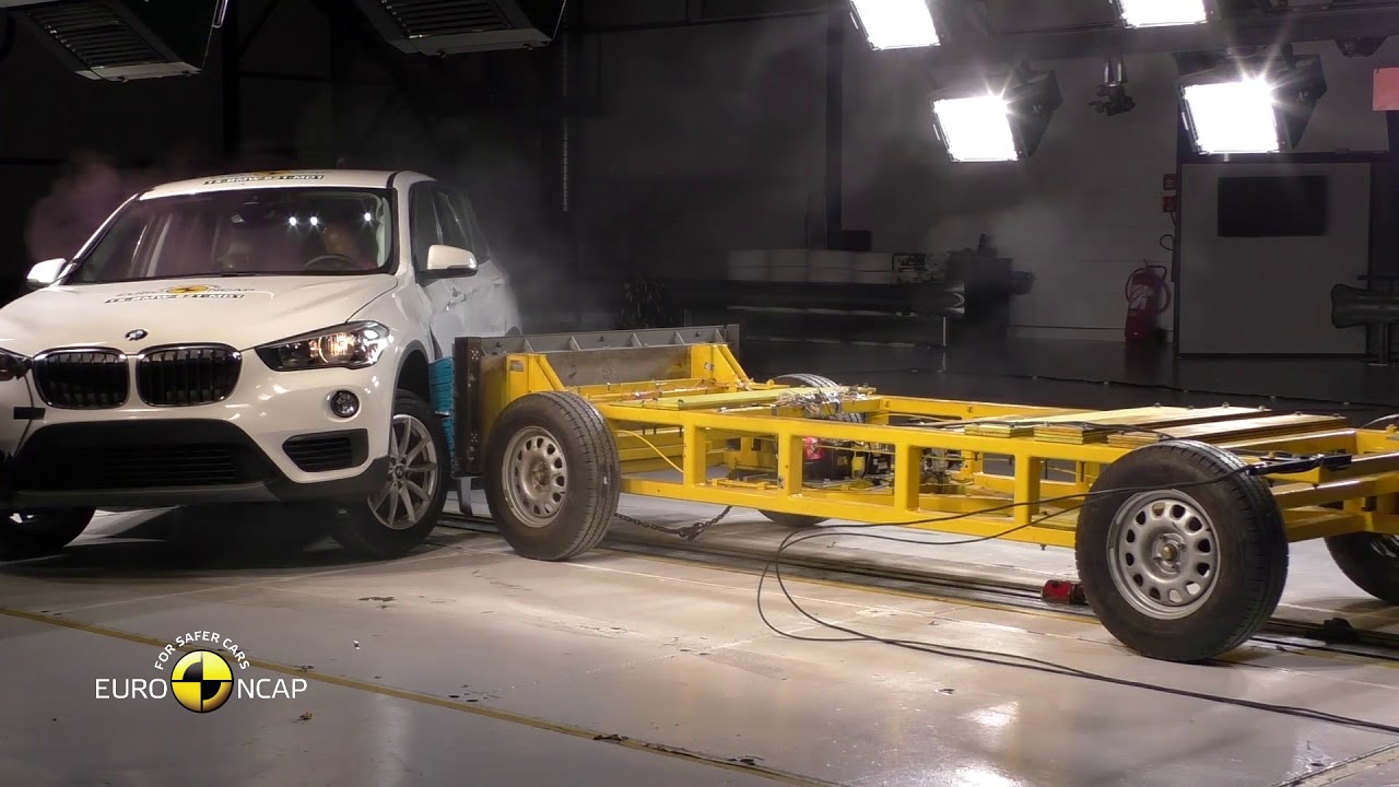 Euro NCAP Crash Test of BMW X1 / X2