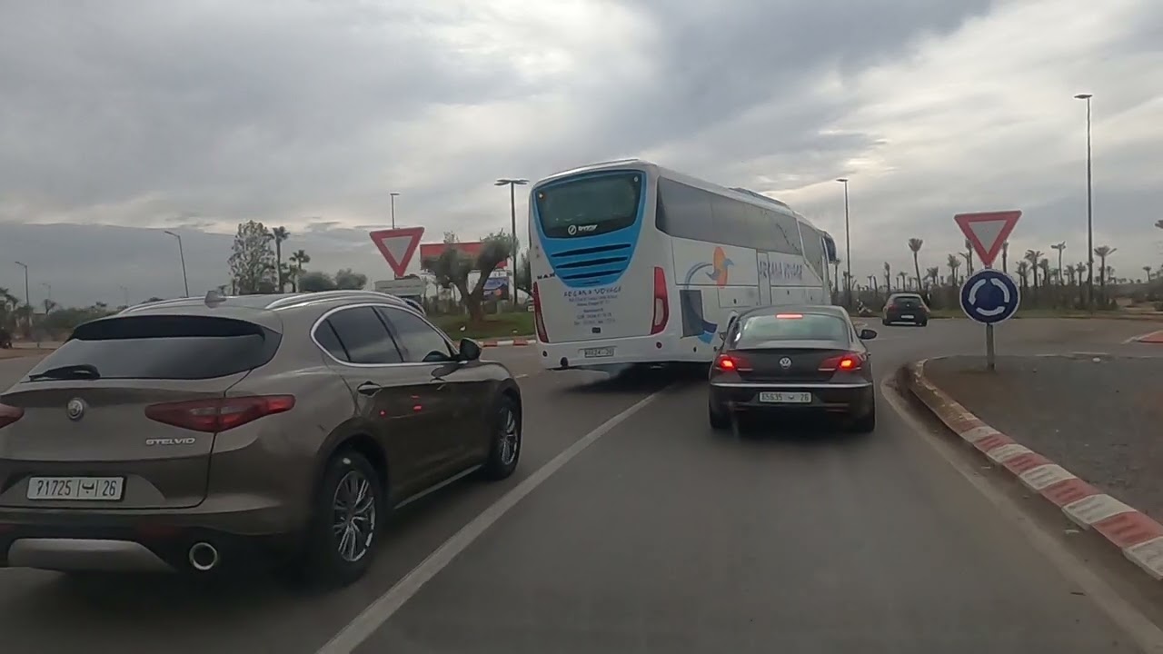السياقة في مدينة مراكش الجزءالأول | part 1 driving in morocco marrakech