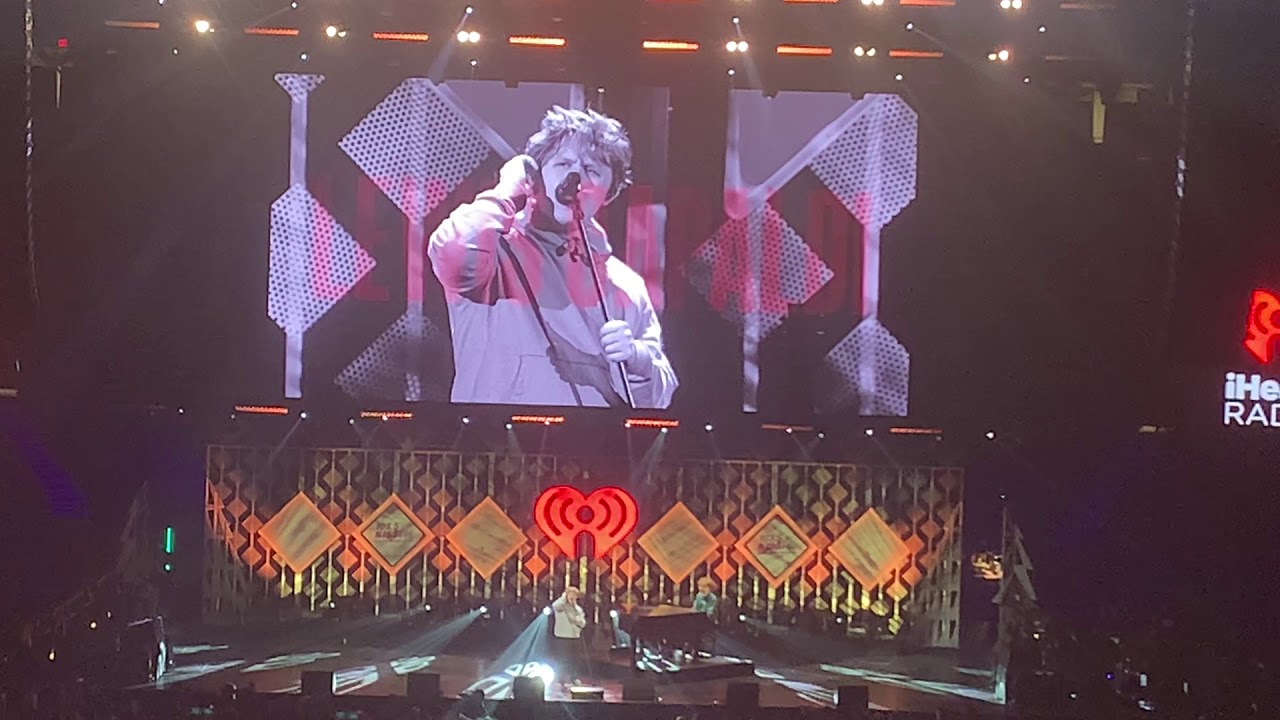Lewis Capaldi Chicago Jingle Ball