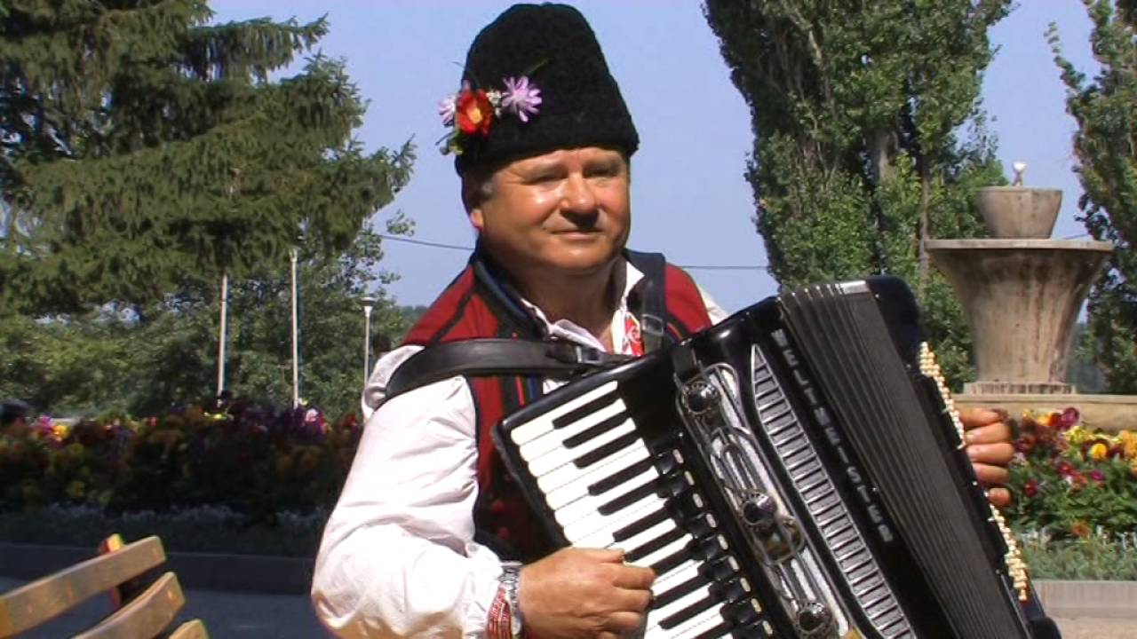 СТОЯН ДЕЧЕВ -- МЪЖКО ДОБРУДЖАНСКО ХОРО
