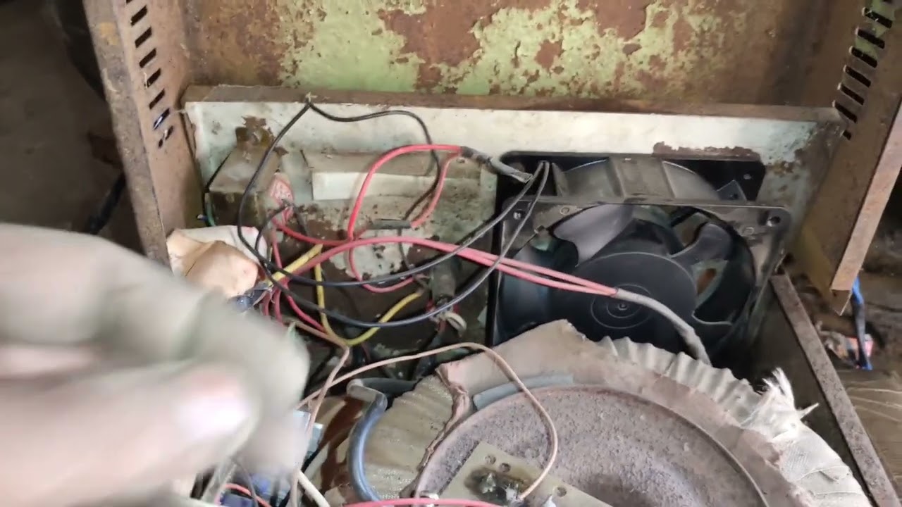 E rickshaw charger repairing kese kareh ||how to repair e rickshaw charger ||automatic chargar 