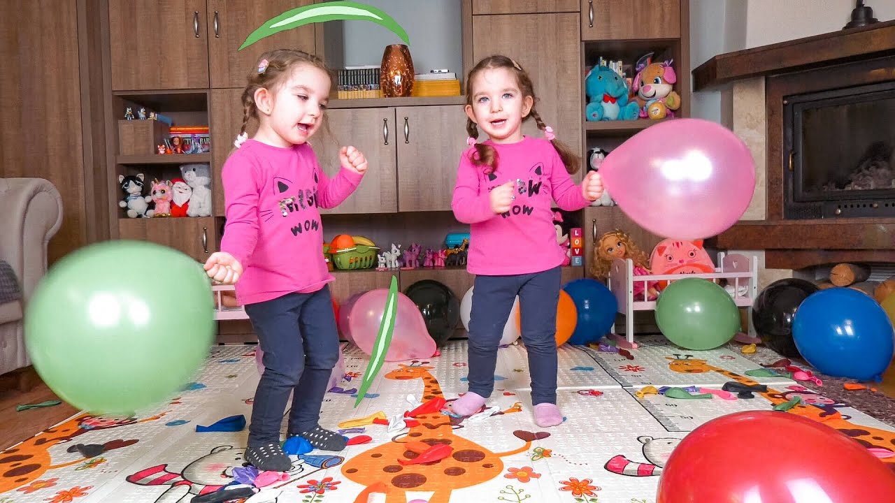 Amelia and Nicole plays with Mom and inflating balloons. Educational Video for toddlers and kids