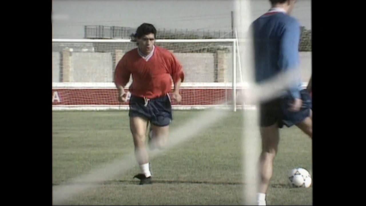 Unseen. MARADONA at SEVILLA (games and practices) - Very RARE