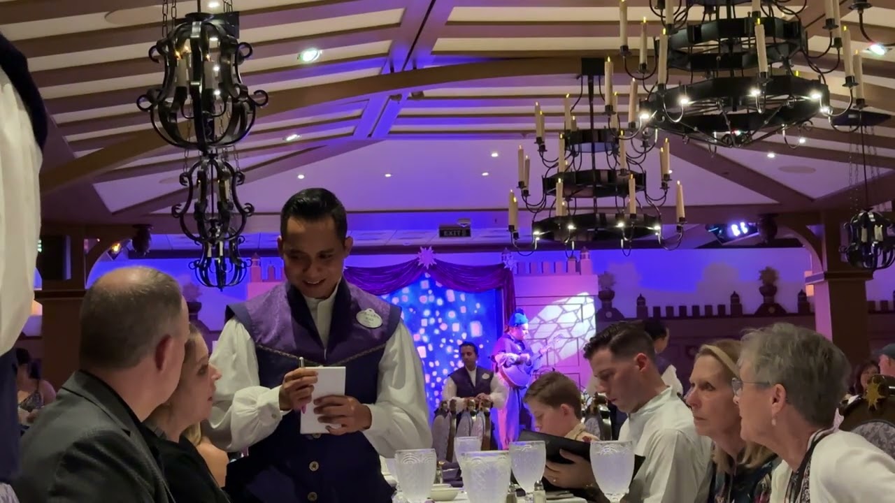 Disney Magic Rapunzel’s Royal Table Show