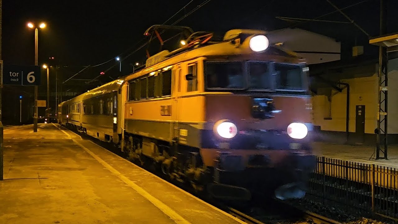 Świnka EP08-001 PKP InterCity z IC5604 MIESZKO melduję się w Inowrocławiu