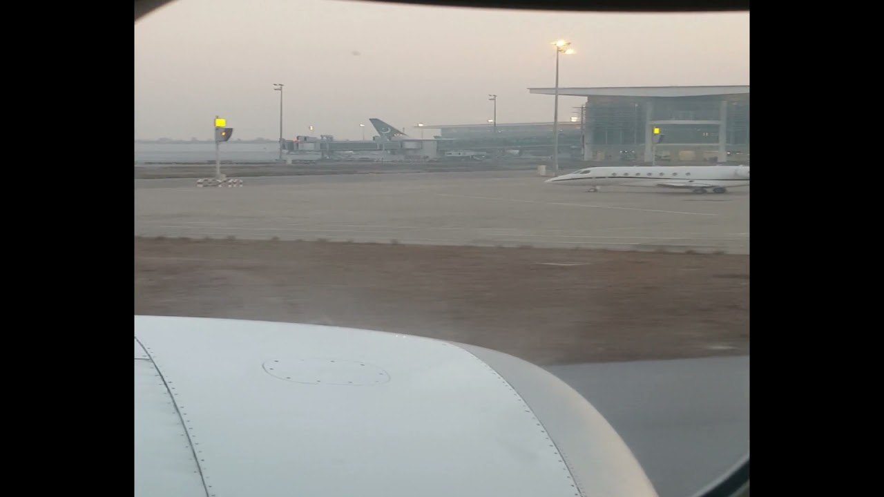 Pilot Landing Announcement Islamabad Int'l Airport - Pakistan