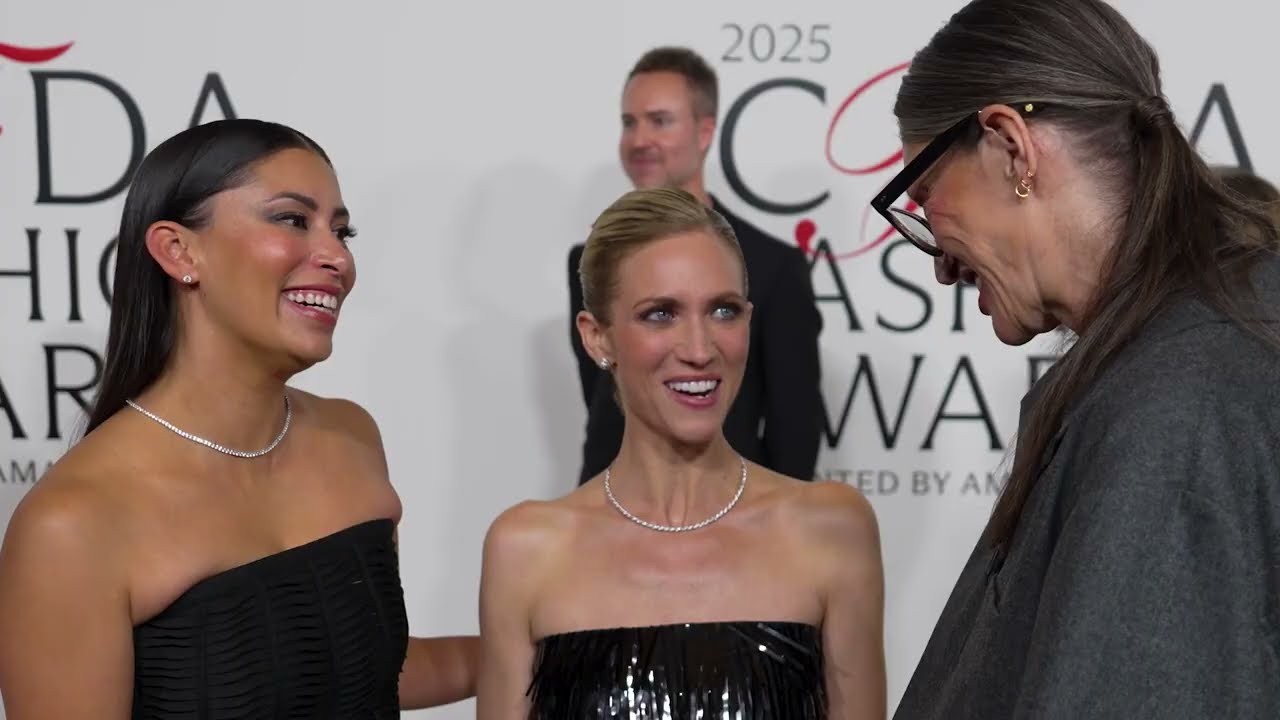 Бриттани Сноу о новой главе бандажного платья Herve Leger с членом CFDA Мишель Окс