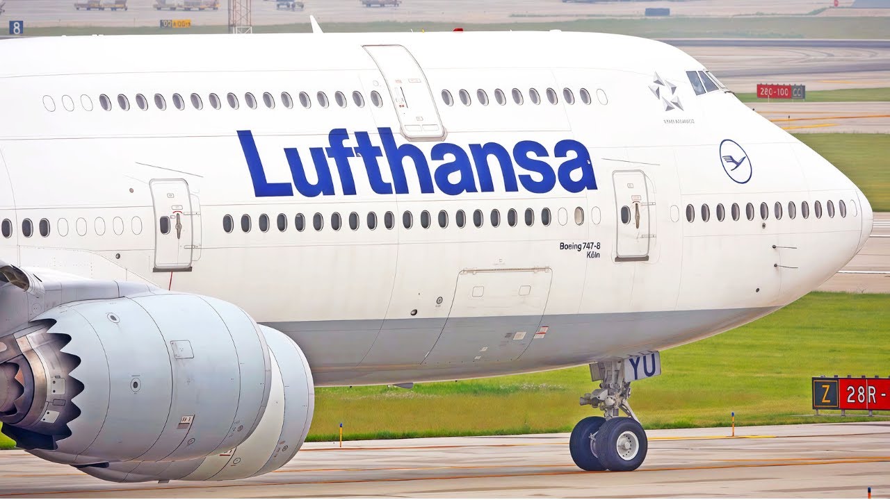 47 ARRIVALS IN 35 MINUTES at Chicago O' Hare