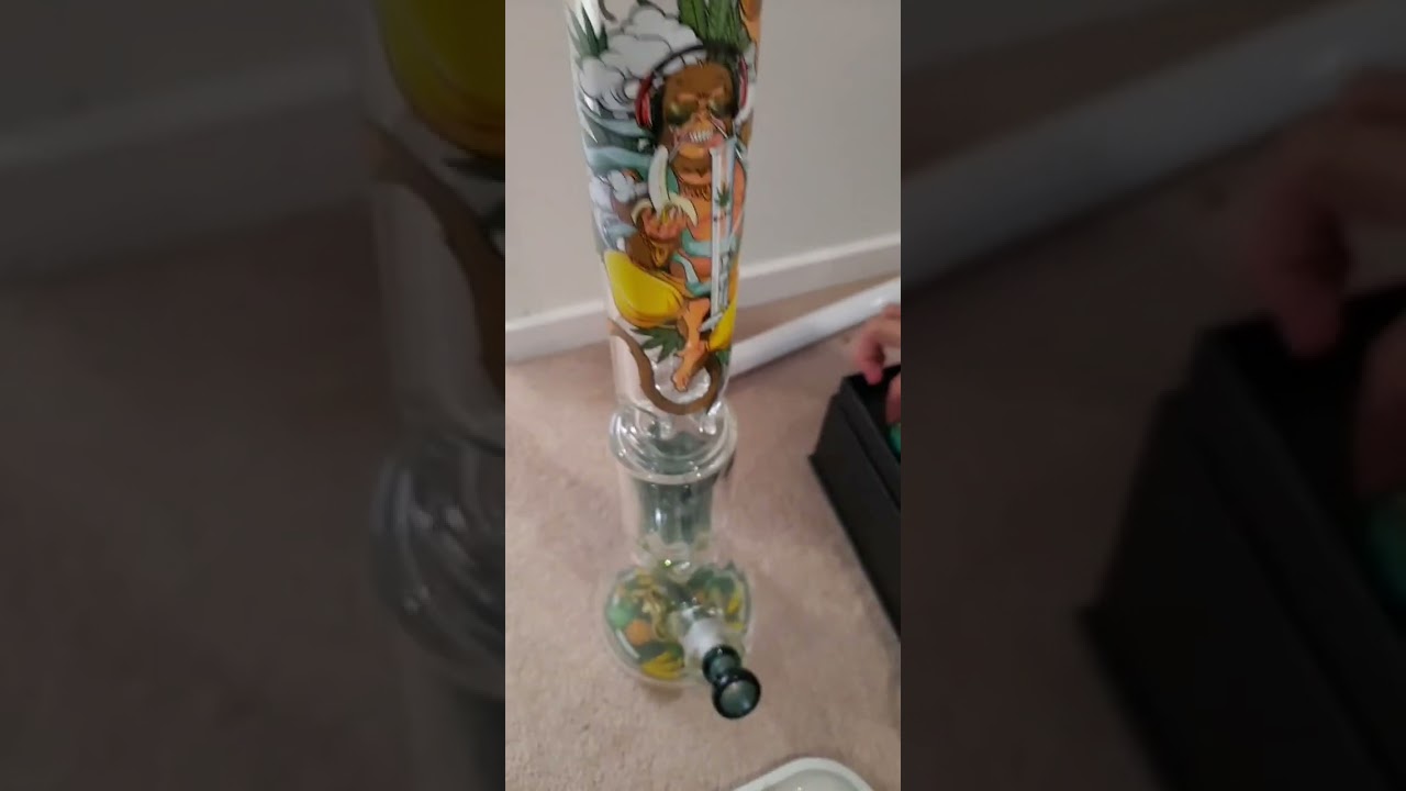 Black Leaf beaker + 10 Arm percolator #420 #420daily #percolator
