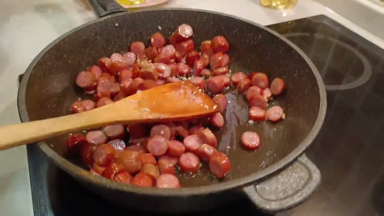 Спагетти в томатном соусе с охотничьими колбасками #БАТЯНАКУХНЕ #готвимпросто #готовимвкусно