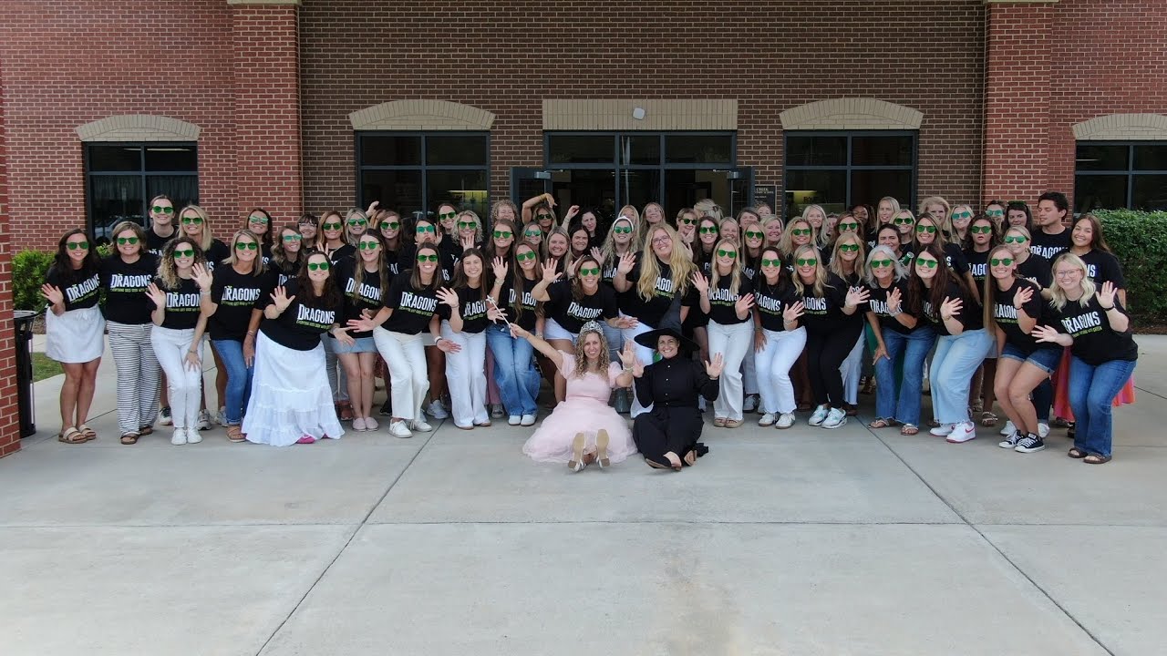 Dove Creek Elementary School Presents “One School Day” 💚💕🧙🏼‍♀️🪄🫧