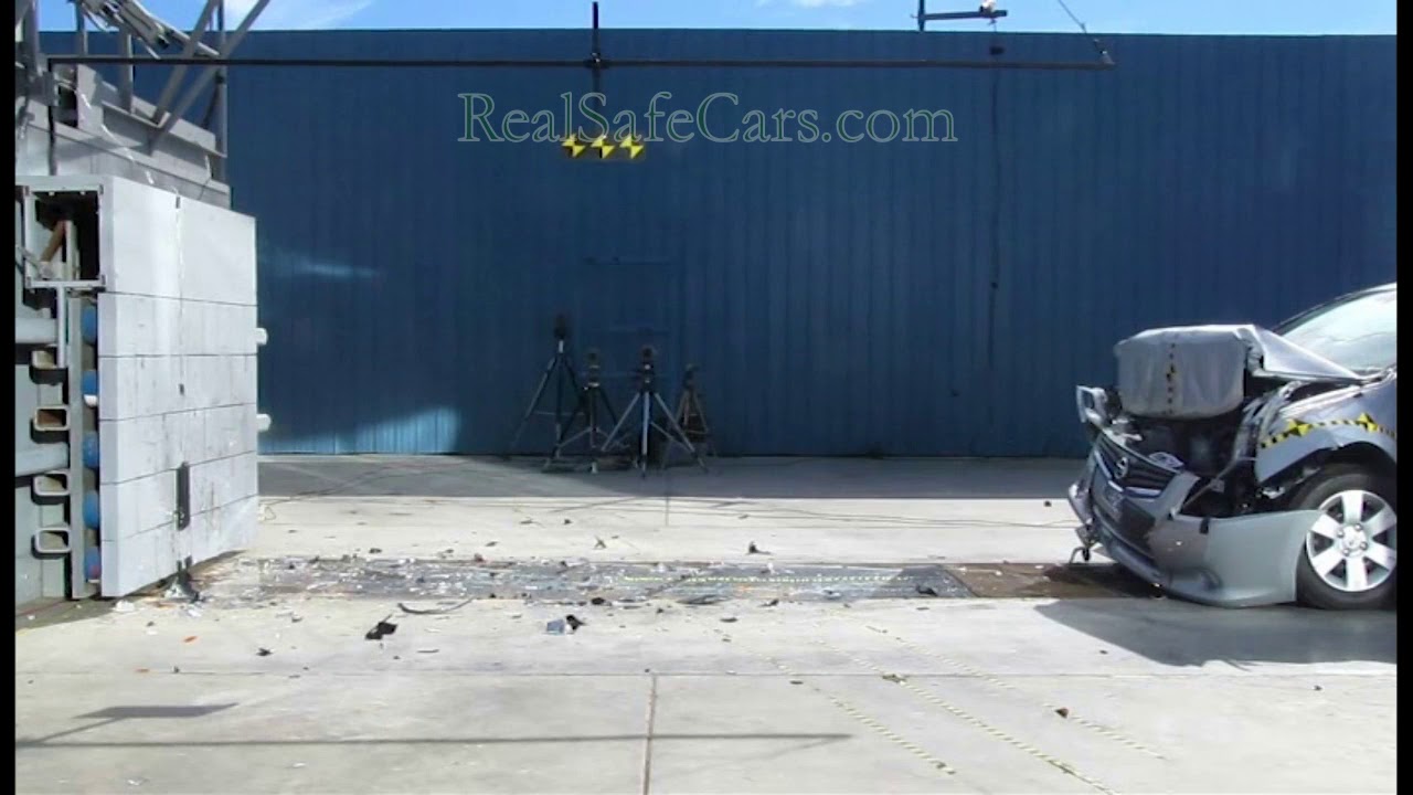 Nissan Sentra (2011-2012) Crash Tests (Side-Pole, Front, Side)