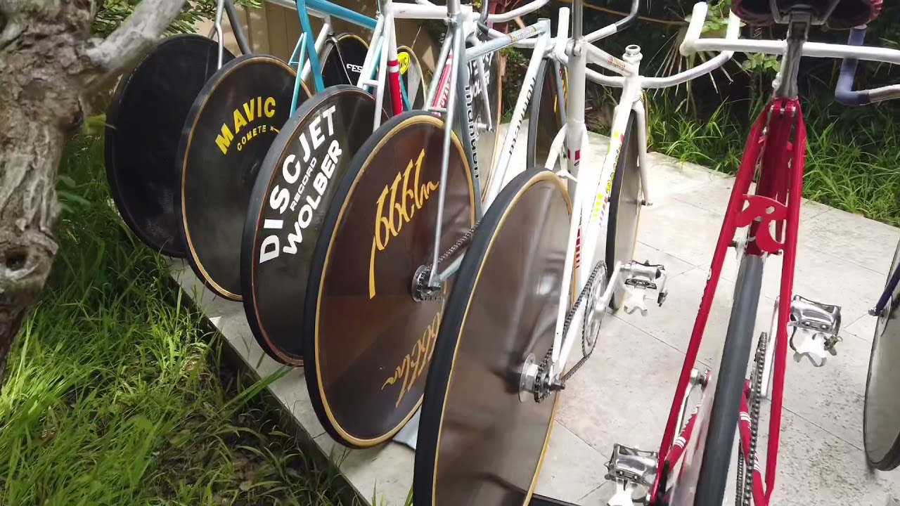 Lo Pro and Pursuits bikes