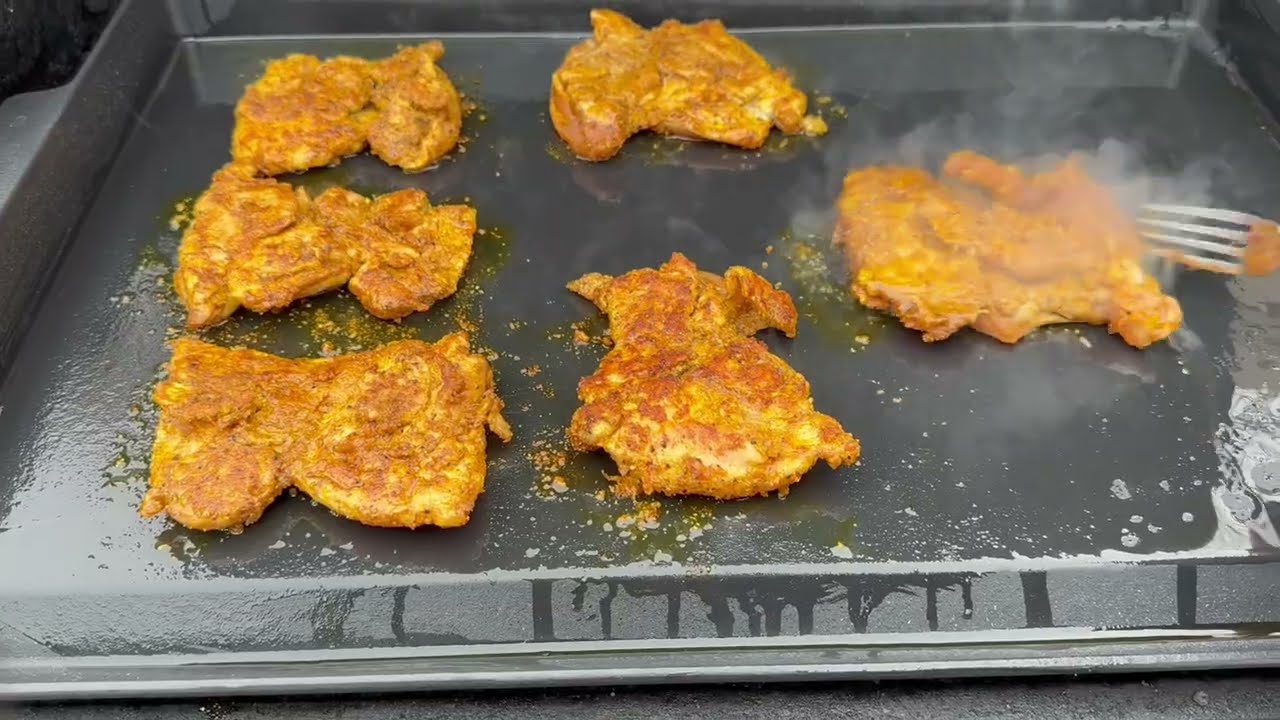 Cast Iron Griddle for Gas Grill and Stove Top | Why I'm loving it! #amazoninfluencer
