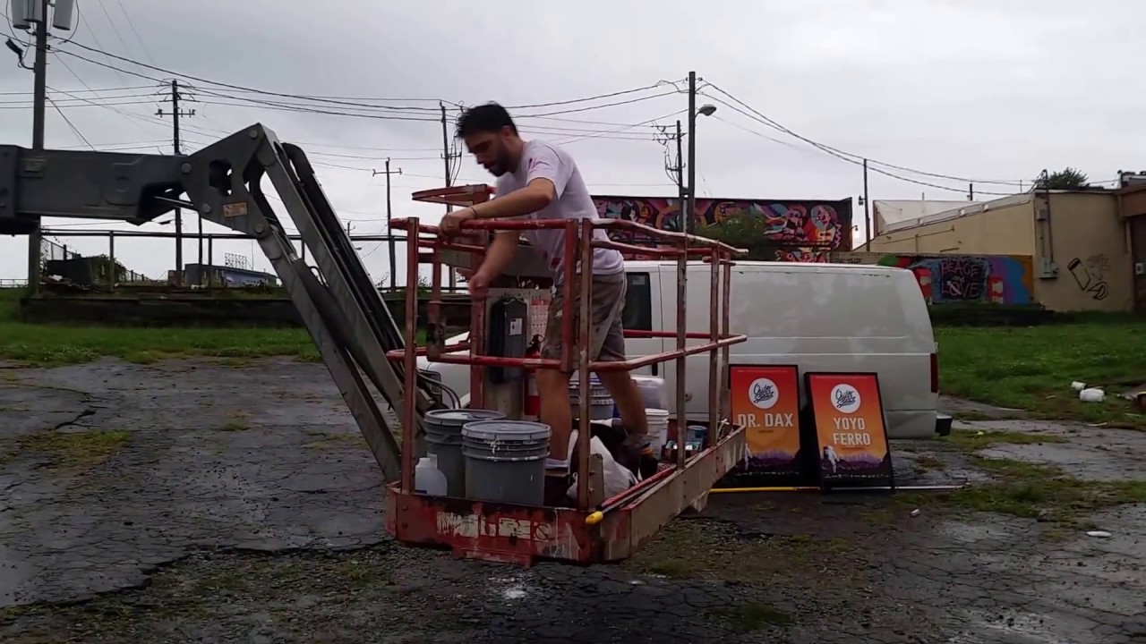 20170621 200916 2017 06 21 yoyoferro Benito Ferro Outerspaceproject mural Georgia Ave dr dax drdax