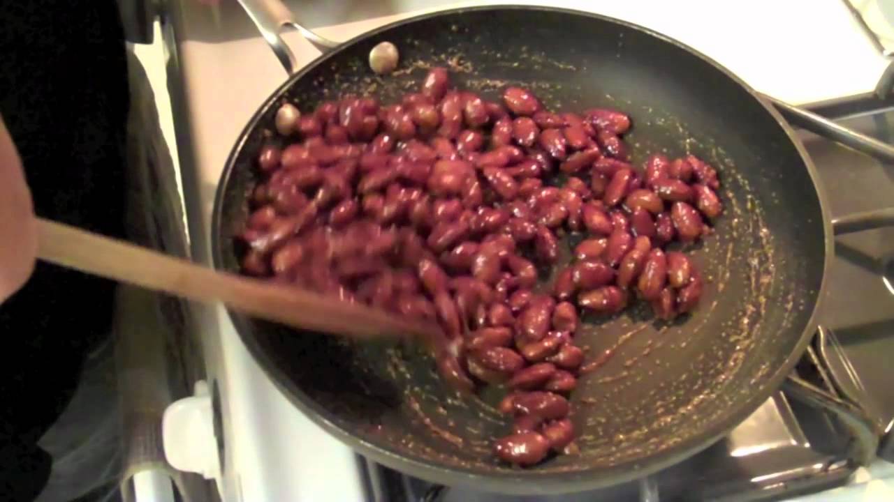 How to Make Cinnamon Roasted Almonds At Home