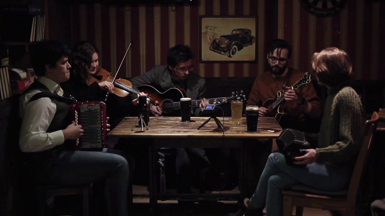 Irish Medley: Blarney Pilgrim — Sliabh Russell — Old Favourite