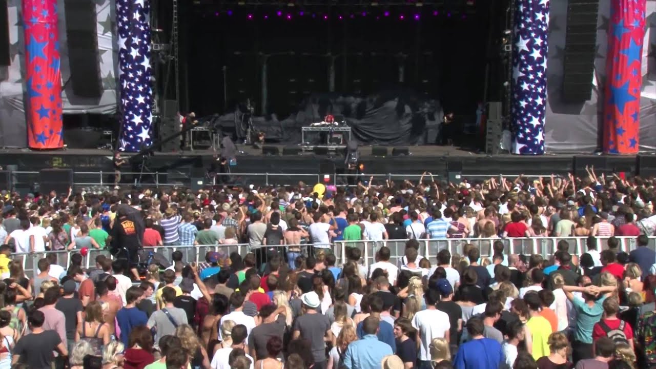 Beardyman: Main Stage - Bestival 2011