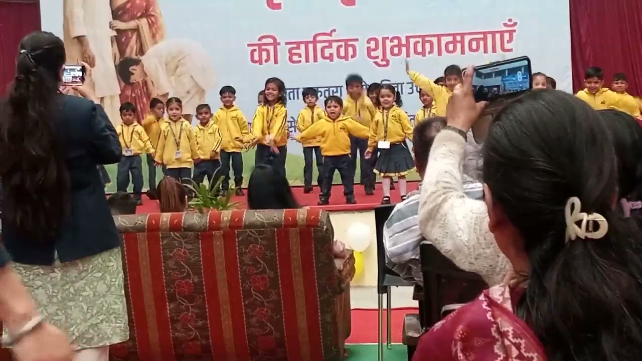 #teacher aur student ka pyar#trendingshorts #love#short #virel#youtubeshorts #song 🥰🎶😍✨🙏🙏😍🥰🎶