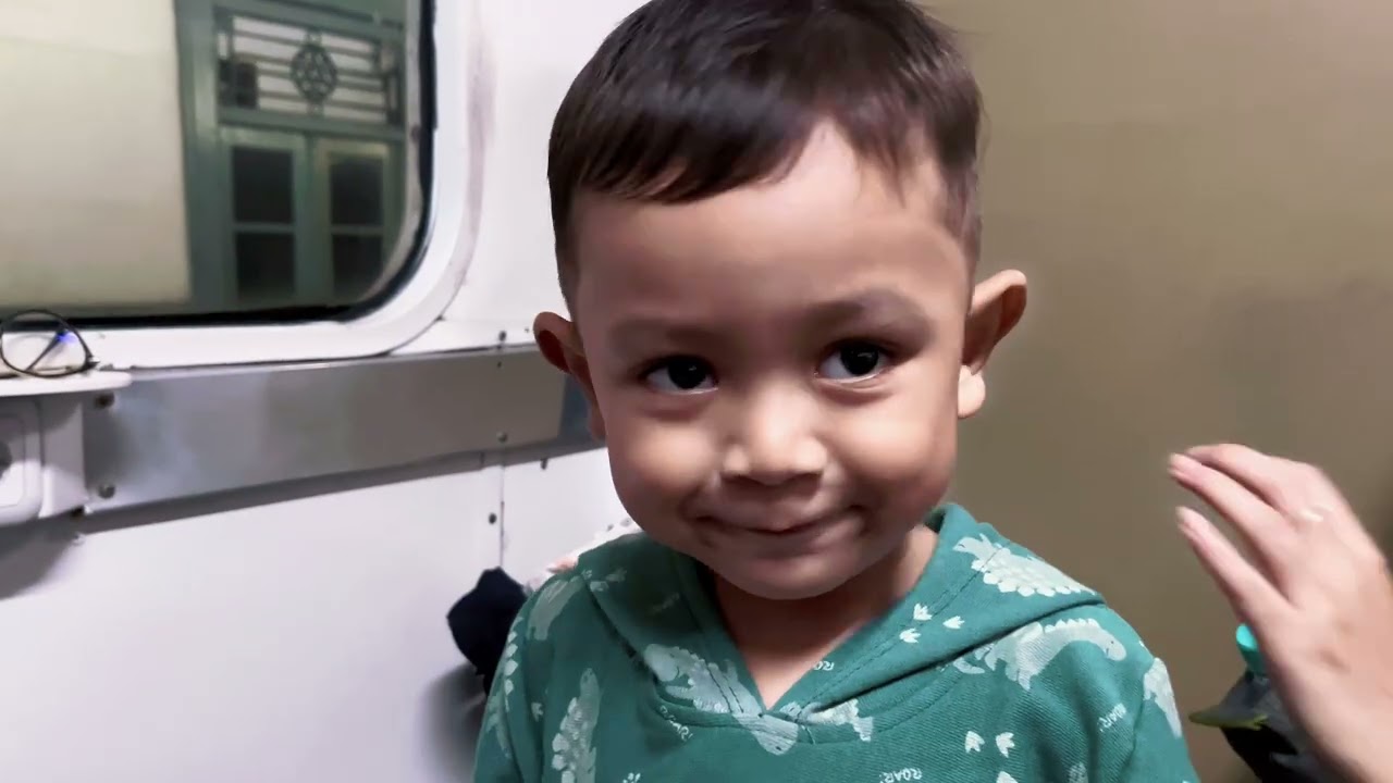 Naik Kereta Api