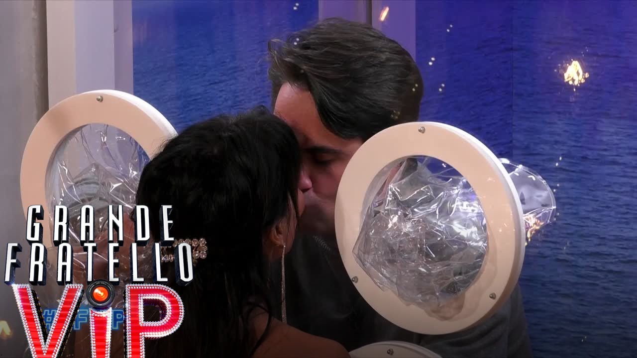 Grande Fratello VIP - L'incontro tra Biagio D'Anelli e Miriana Trevisan
