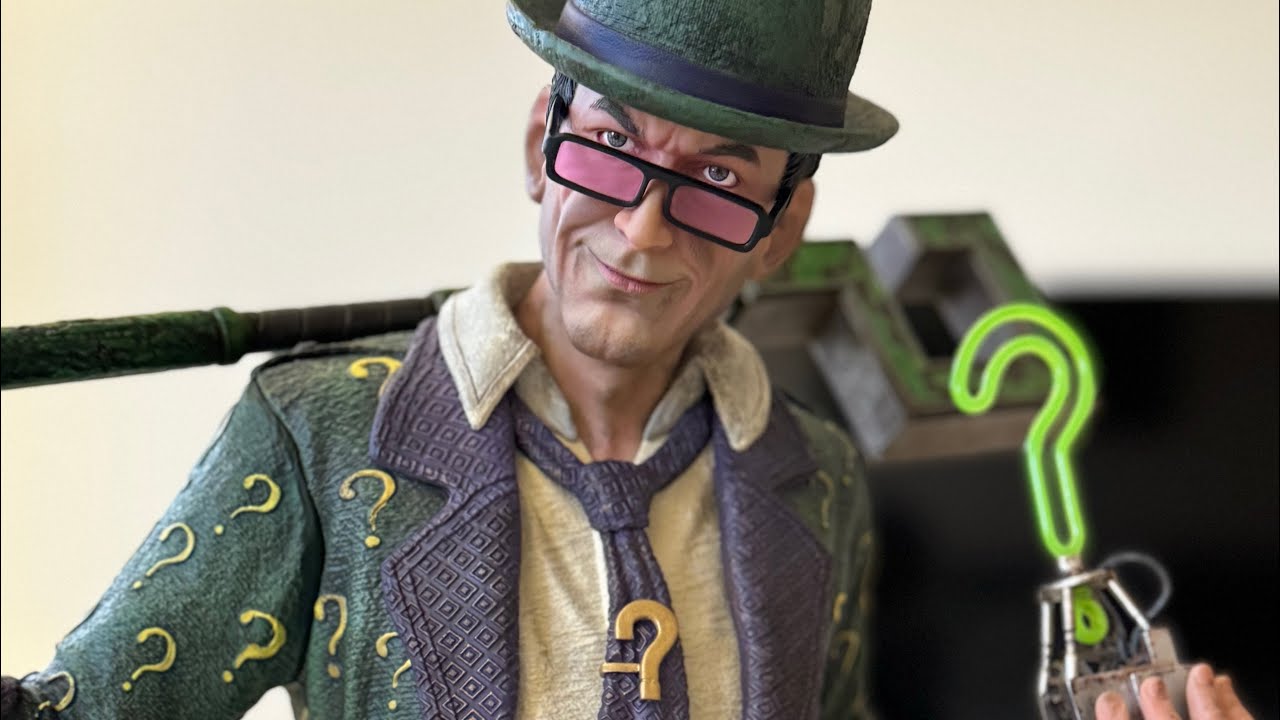 Detailed Review of Arkham City Riddler Custom 1/3 Scale Statue 
