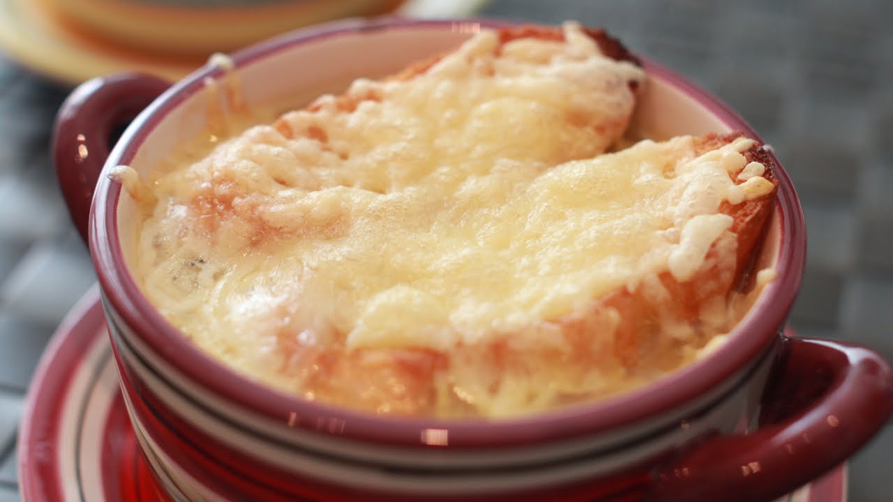 Sopa Francesa de Cebolla Gratinada en el Horno con Queso ✅