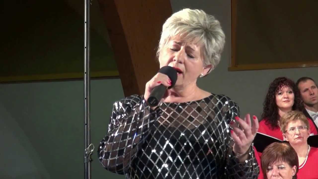 Elizabeta Križanić & MePZ Brežice & Tambura&scaron;ki orkester Artiče-Bijele ruže (v živo)
