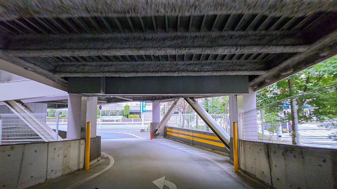 🅿️ニトリ 新横浜店『立体』駐車場出口から｜神奈川県 横浜市 港北区 新横浜 出方