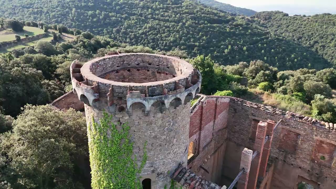 Castillo del Clascar (o Castell de Bertí) Dron