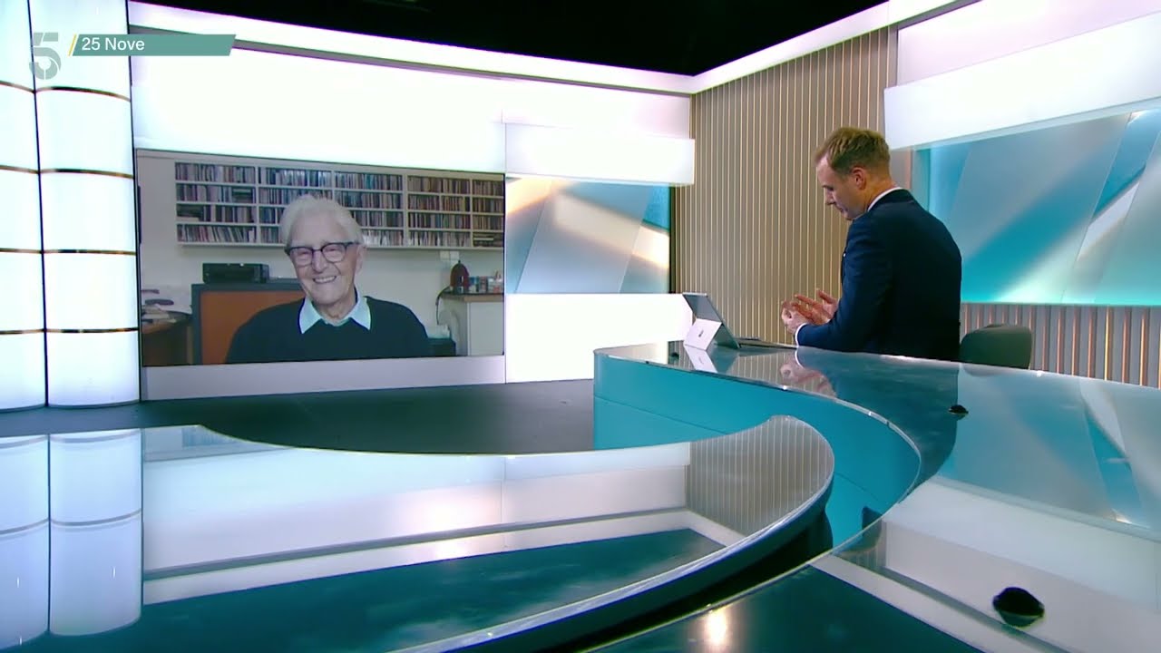 Michael Parkinson dies: Chat show host’s last ever TV interview with Dan Walker | 5 News