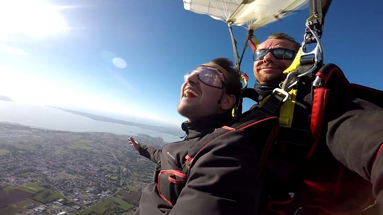 Saut en parachute Marennes - Île d'Oléron avec Big'Air Parachutisme.