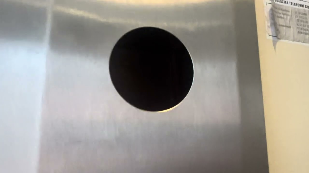 Jízda výtahem nahoru  Matematicko univerzita Karlova 