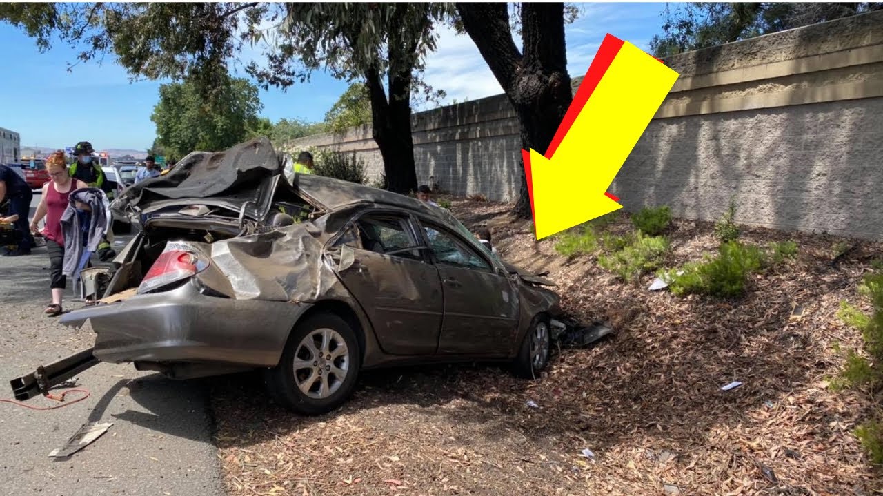 Epic Dangerous High Speed Car Crash Compilation 2020 #5